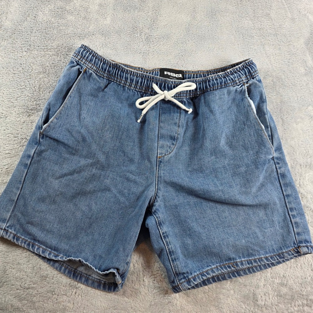 RSQ Men Small Blue Denim Shorts Pull On Elastic Drawstring Skater Casual